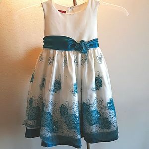 Litte girls dress